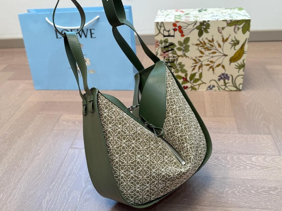 断捨離中 美品 ロエベ ハンドバッグ ショルダーバッグ