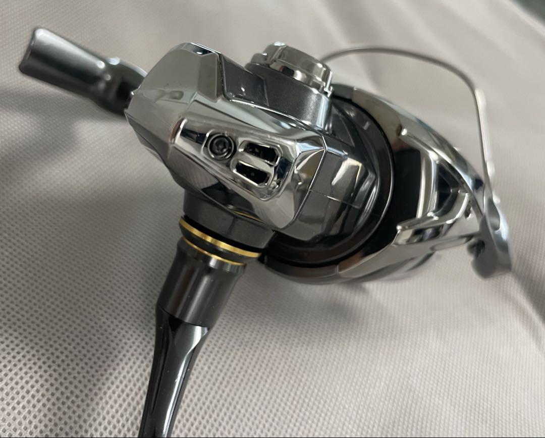 リール 24 TWIN POWER 4000XG