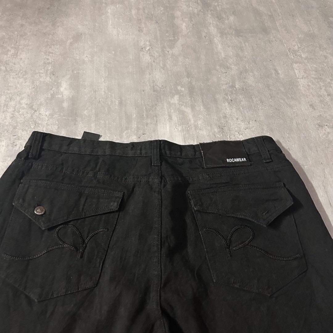 B39【W40】ROCAWEAR ブラックデニムパンツ ストレッチ 刺繍ロゴ