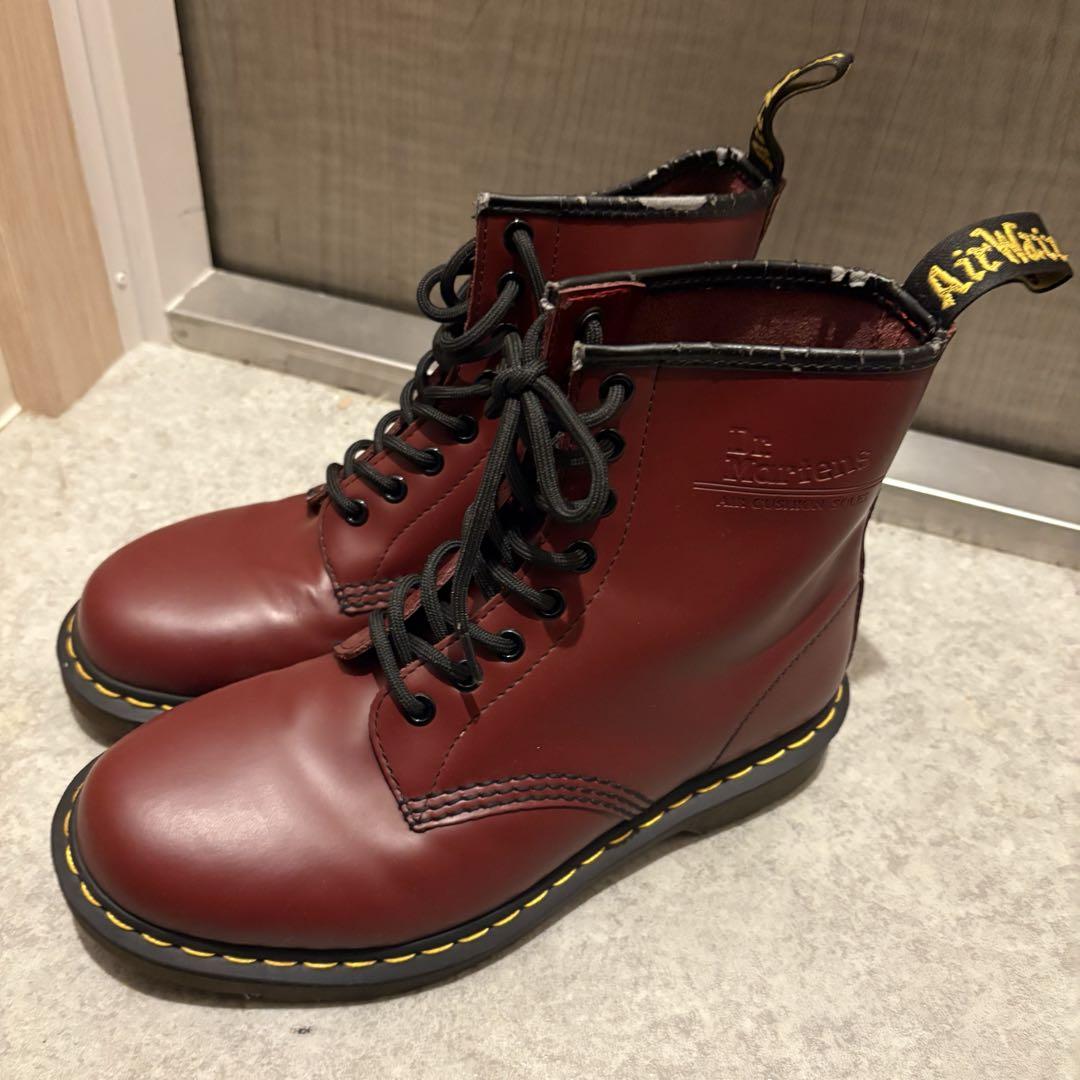 Dr. Martens バーガンディ ミッドカットブーツ