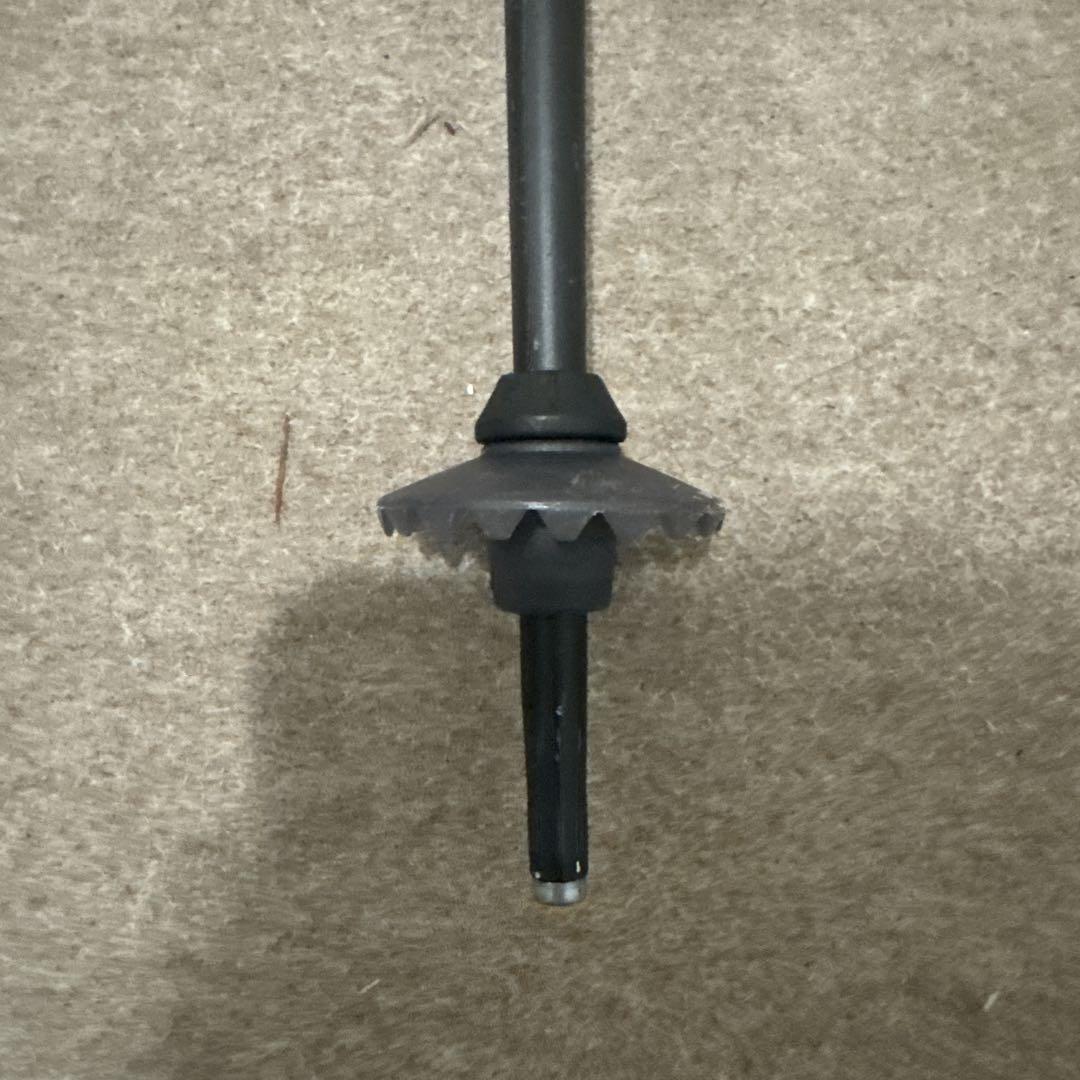 アルミ製スキー用ストック 黒とピンク
