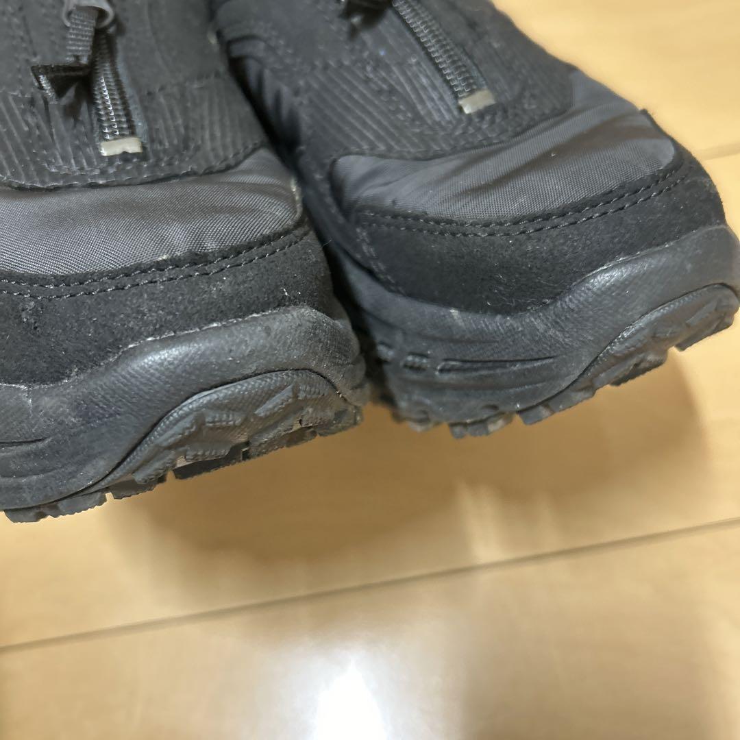 UGGスニーカー22.5㎝
