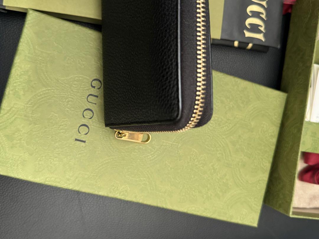 GUCCI ロゴ ジップ アラウンドウォレット