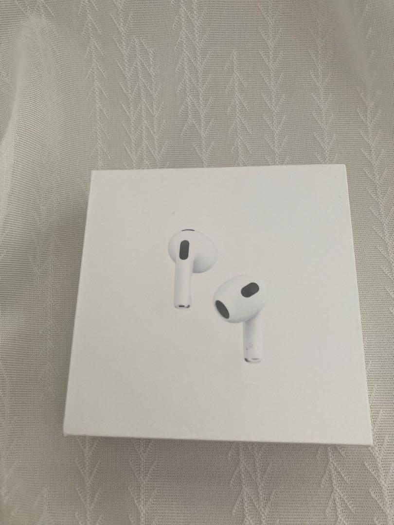 Apple AirPods (第3世代)
