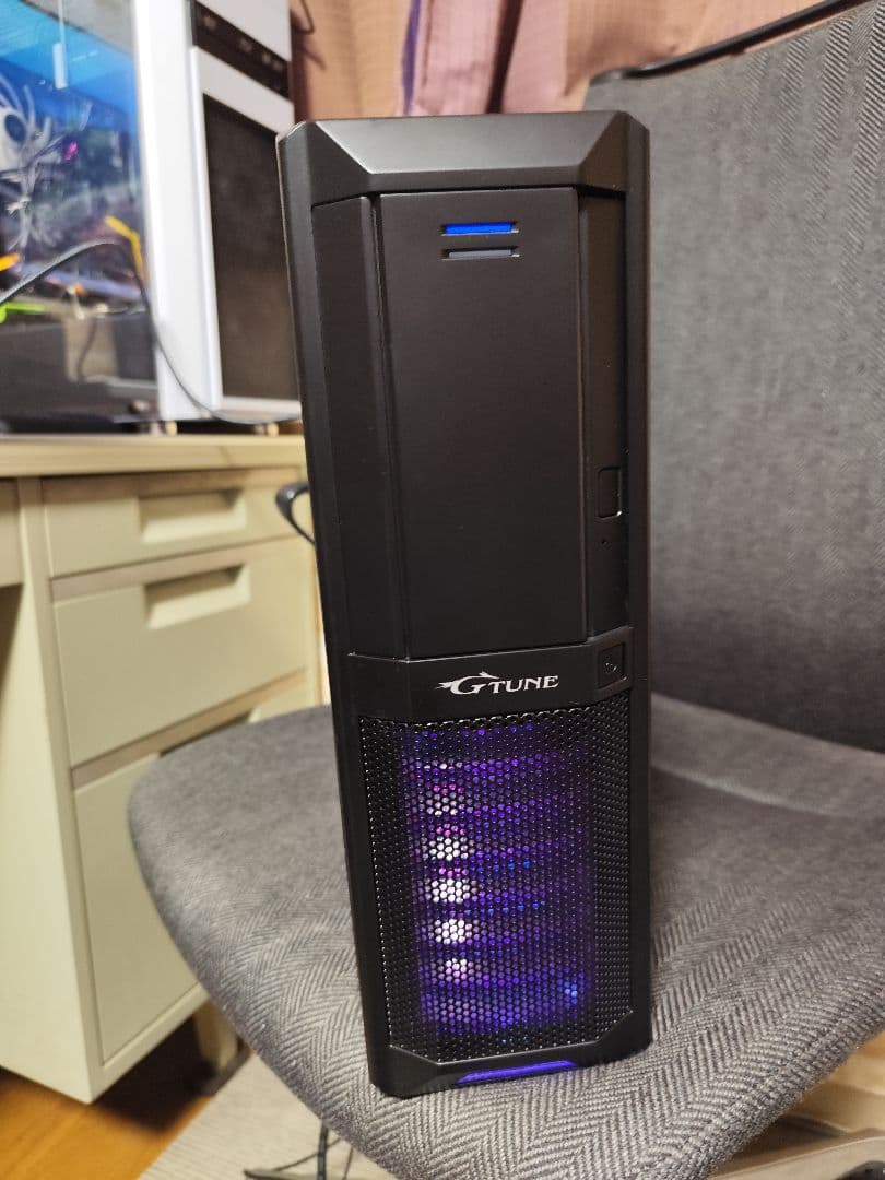 G-Tune デスクトップPC ブラック/パープル G-Tune デスクトップPC ブラック/パープル