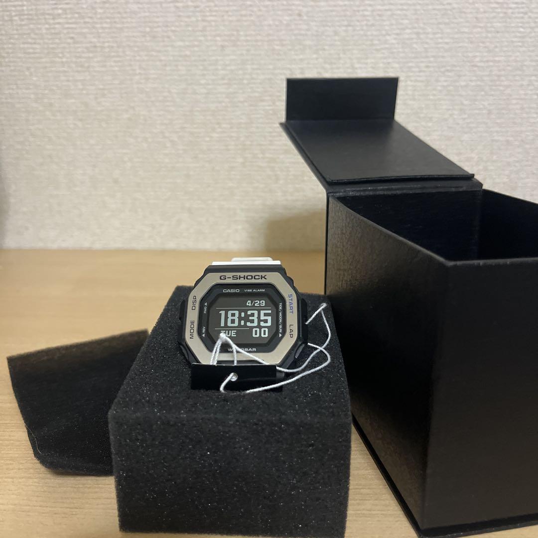 G-SHOCK GBX-100-7JF ホワイト 79-AM2306-103