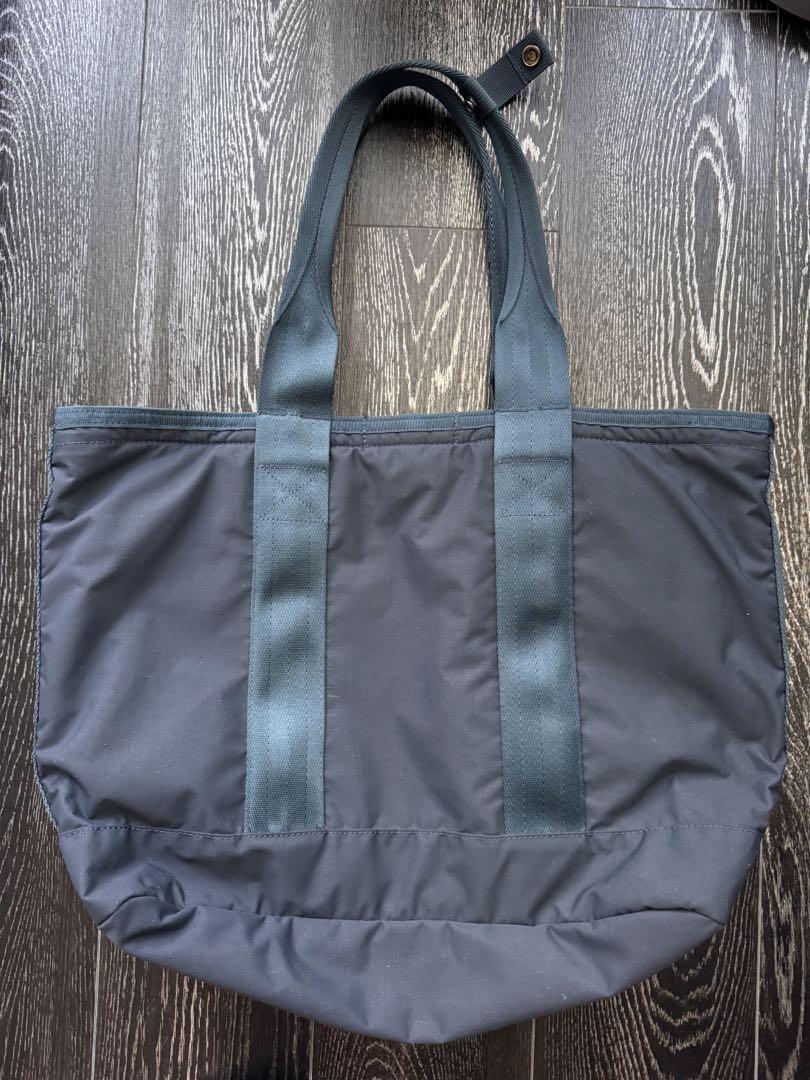 【値下げ！】ブリーフィング DISCRETE TOTE M MW ネイビー