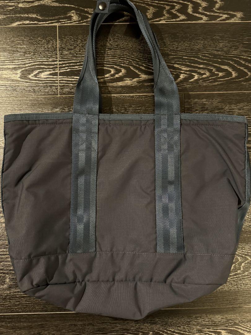 【超美品】ブリーフィングBRIEFING DISCRETE TOTE M MW