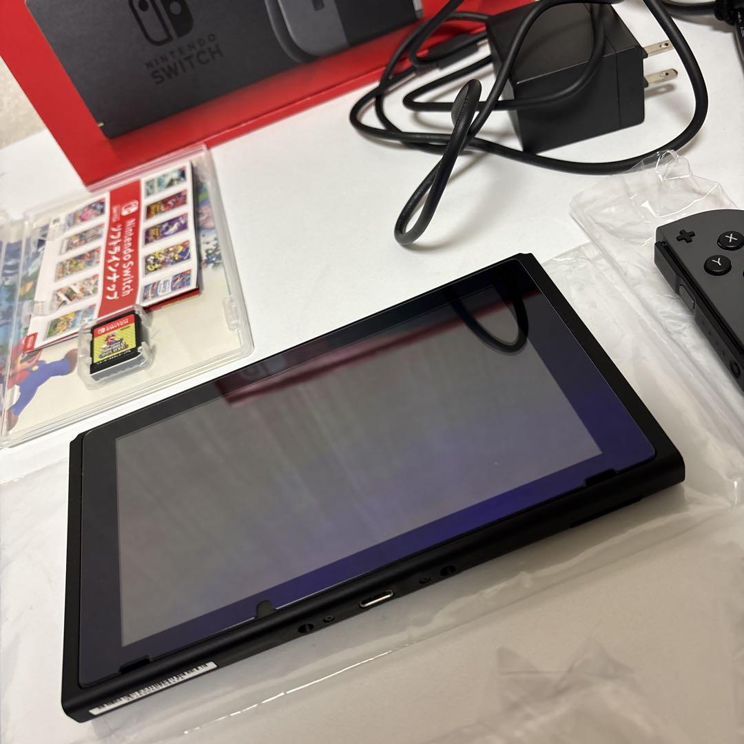 Nintendo Switch 本体 + スーパーマリオブラザーズデラックス