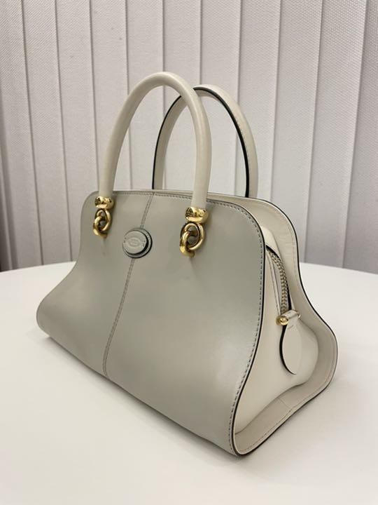 40%割引グレイ系【オンライン限定商品】 TOD'S トッズ 上品 美しい 激安売上 トーガプルラバッグ パープル 22000円で購入致しました。お値下げしました。 ハンドバッグ