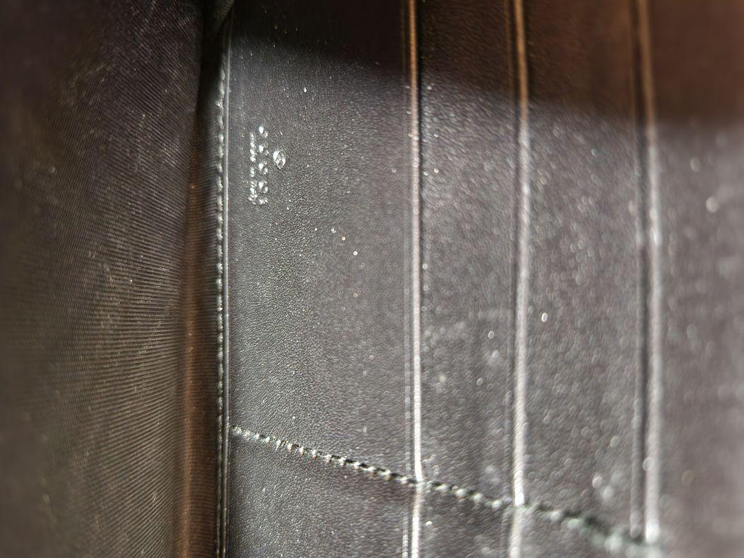 超美品！GUCCI 長財布 ブラック GGパターン