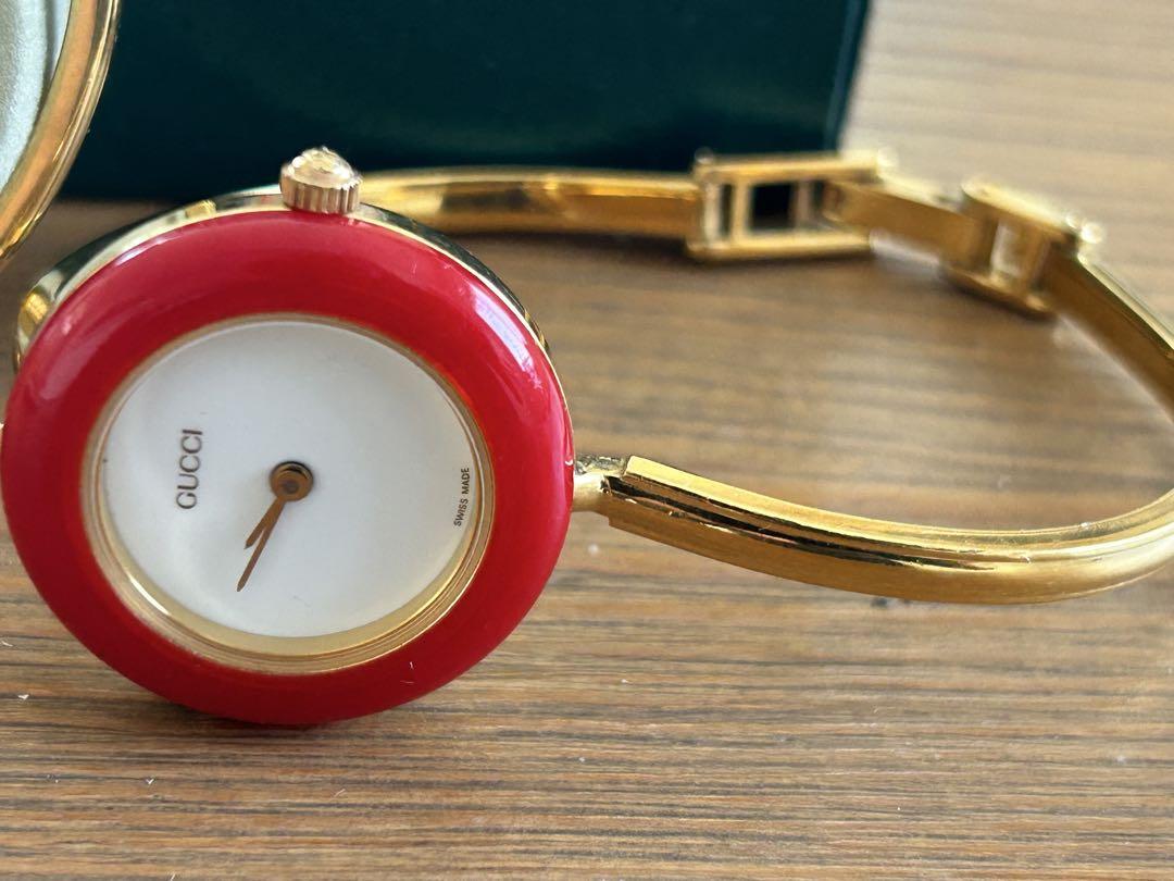 GUCCI　着せ替え　時計　チェンジベゼル　バングル　ブレスレットウォッチ