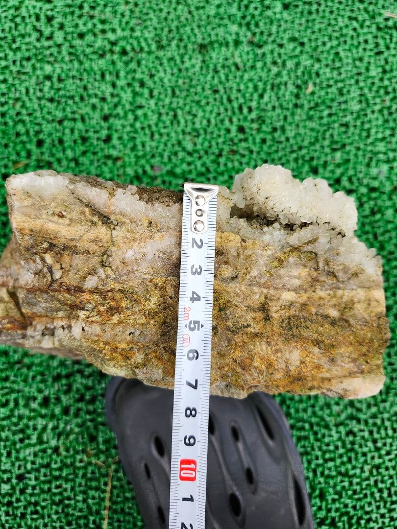 数十年前からあった水晶傷や汚れあり