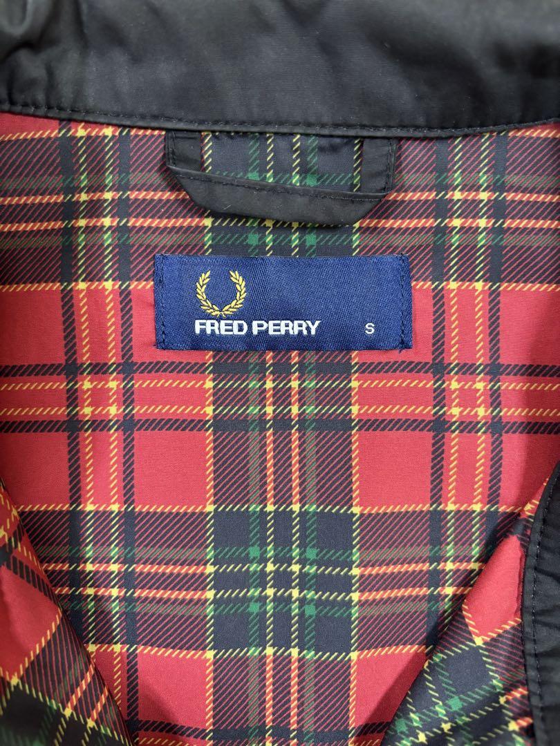 FRED PERRY ブラック ジャケット Sサイズ　ブルゾン
