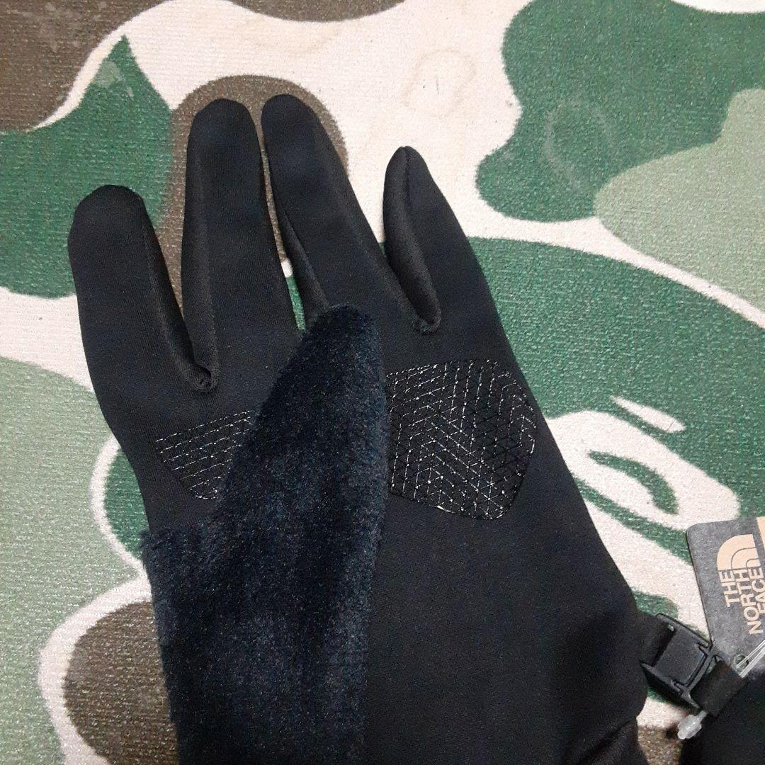 新品未使用 ノースフェイス　デナリイーチップグローブ　携帯操作可能　手袋