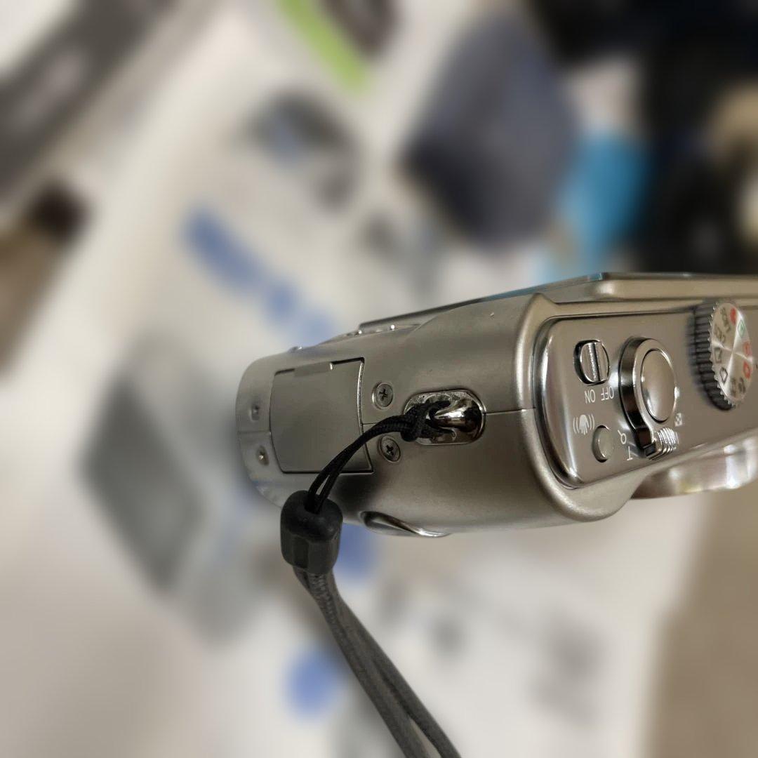 Panasonic DMC-TZ3 デジタルカメラ