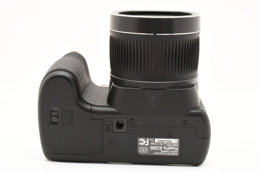 FUJIFILM Finepix S3200 コンパクト デジタルカメラ