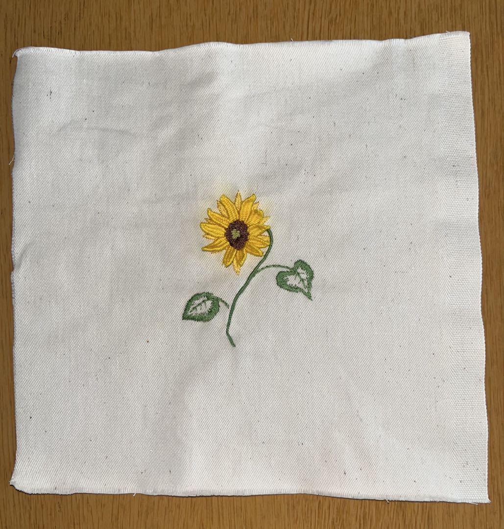 ブラウス　ハンドメイド　ひまわり　刺繍　専用 c73103347108505ea7da2367e48862