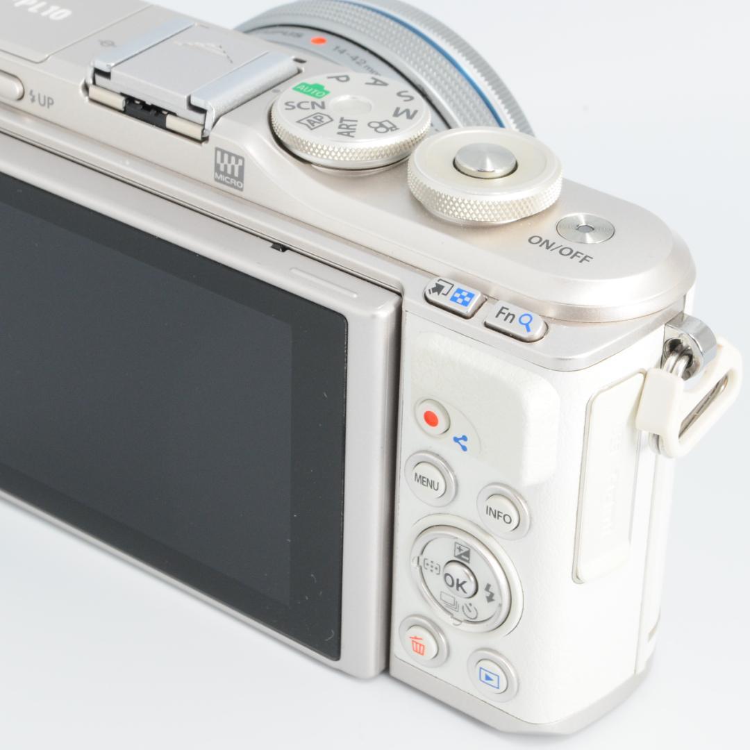 ★極美品★OLYMPUS PEN E-PL10 ホワイト ダブルズームキット