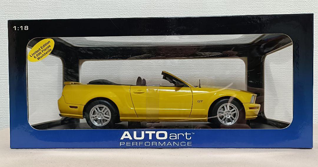 Autoart フォードマスタングGT コンバーチブル 2005 1|18モデル