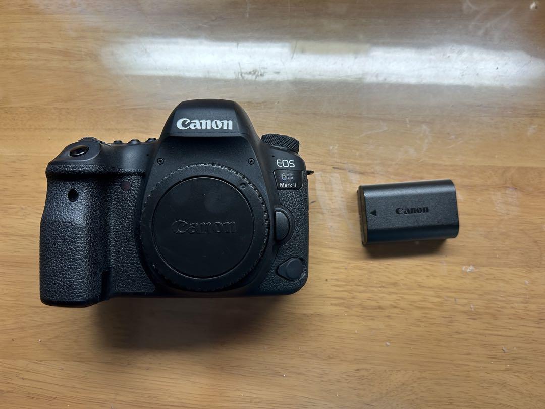 一眼レフ Canon EOS 6D Mark II ボディ
