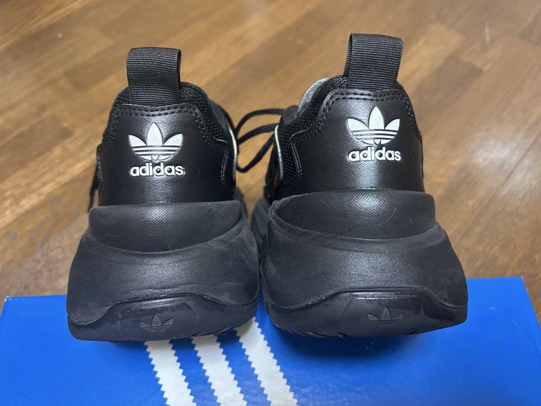 adidas スニーカー　オズガイア 【黒／24cm】