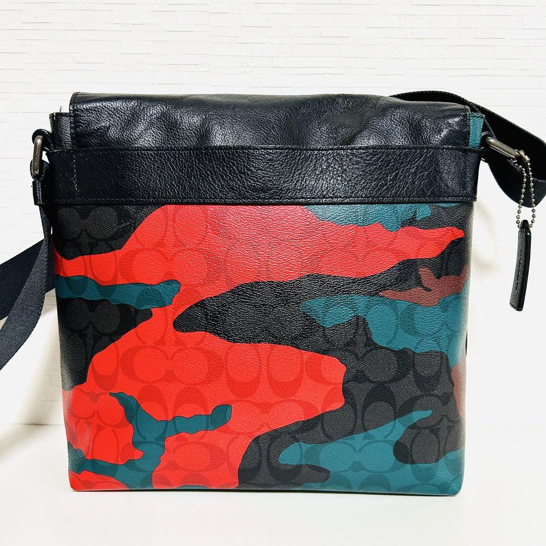 COACH ショルダーバッグ カモフラ シグネチャー マルチカラー PVC