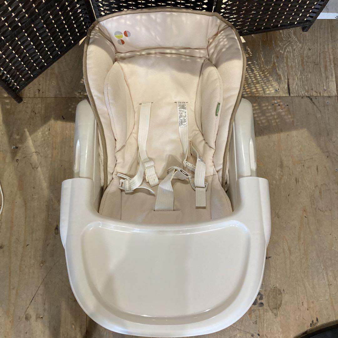 kコンビCombi 電動メロディー付きオートスイングハイローチェア