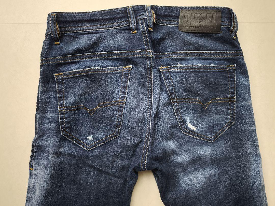 こぐまナナ【美品】ディーゼル ジョグ THOMMER CB-NE W32 DIESEL ダメージ加工 ジョグジーンズ THOMMER CB-NE w32 - メルカリ