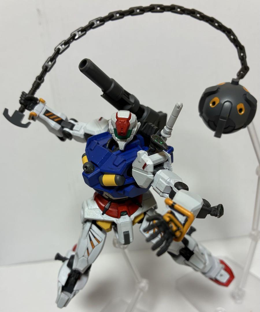 セイラ専用軽キャノン in ソロモン vs シャア仕様　全塗装完成品