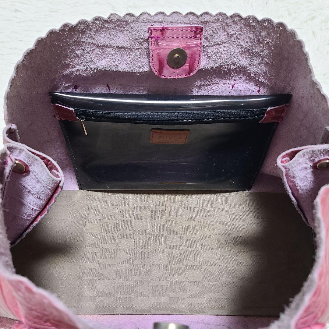 【極美品】FURLA ショルダーバッグ 2way クロコ　型押し　ピンク FURLA 2way ハンドバッグ ショルダーバッグ クロコ ピンク 1927