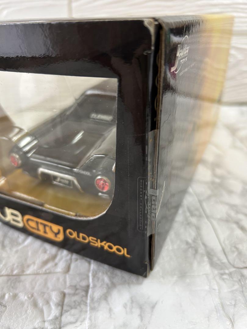 DUBCITY 1963 THUNDERBIRD フォードサンダーバード1:24