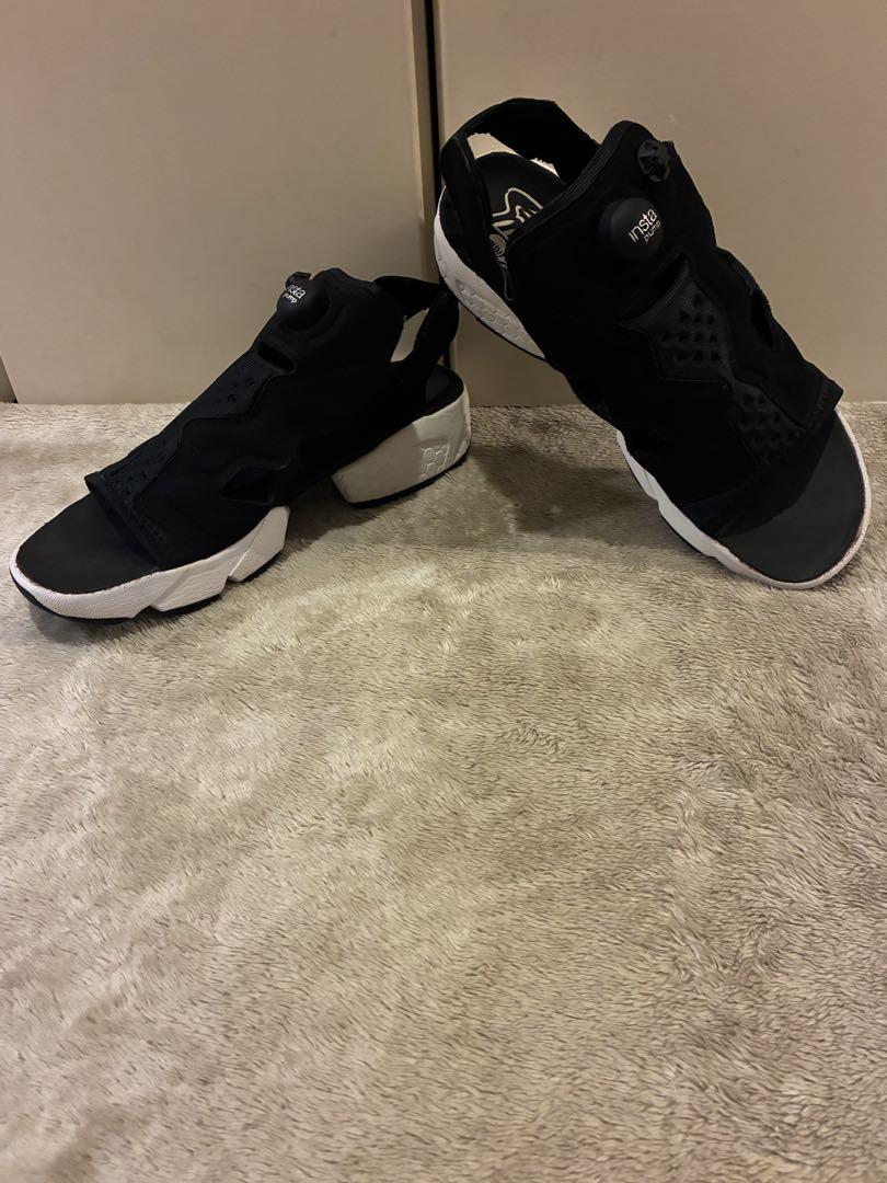 Reebok ポンプフューリー サンダル ブラック 黒26adidas NIKE