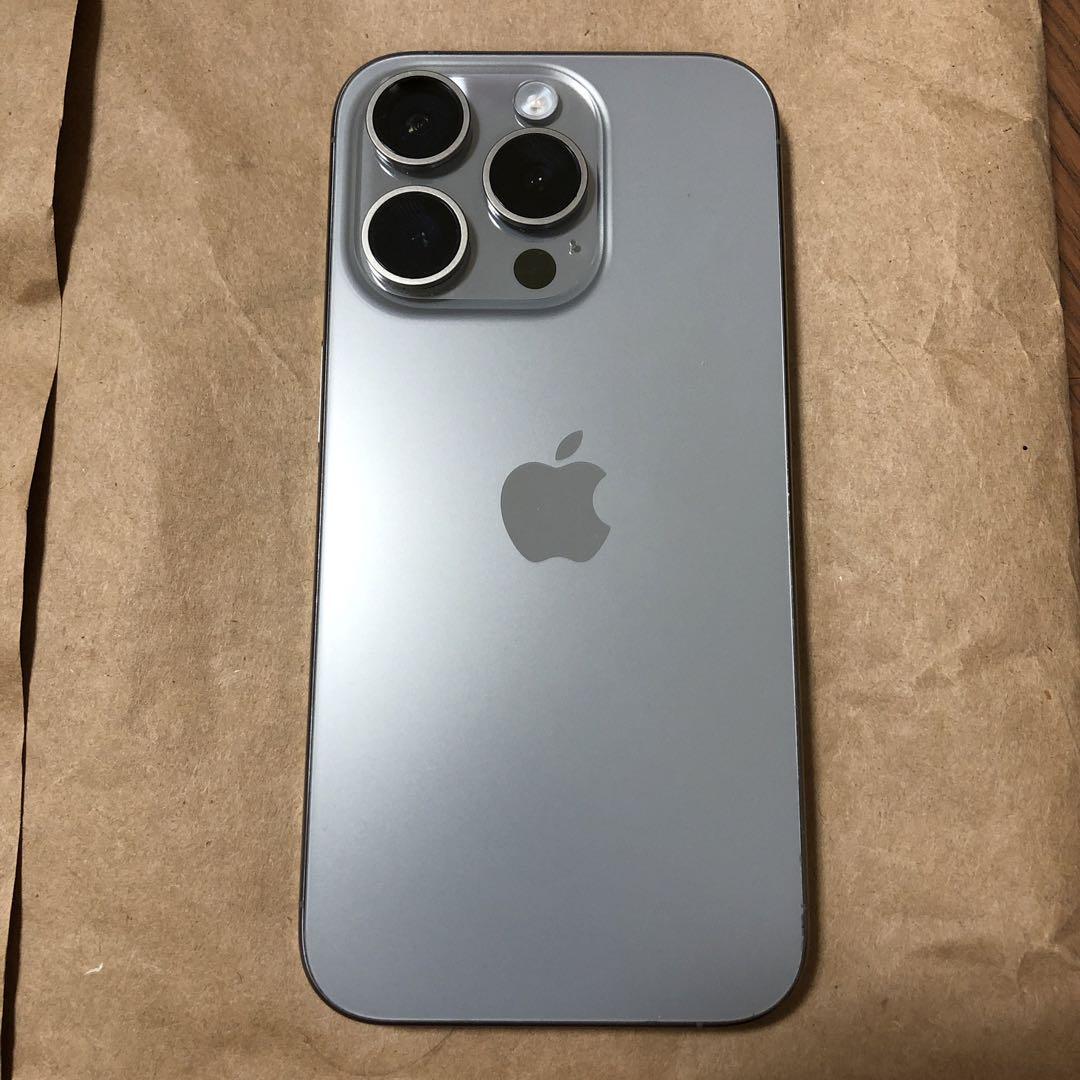 iPhone 15Pro 256GB バッテリー　89％　simフリー