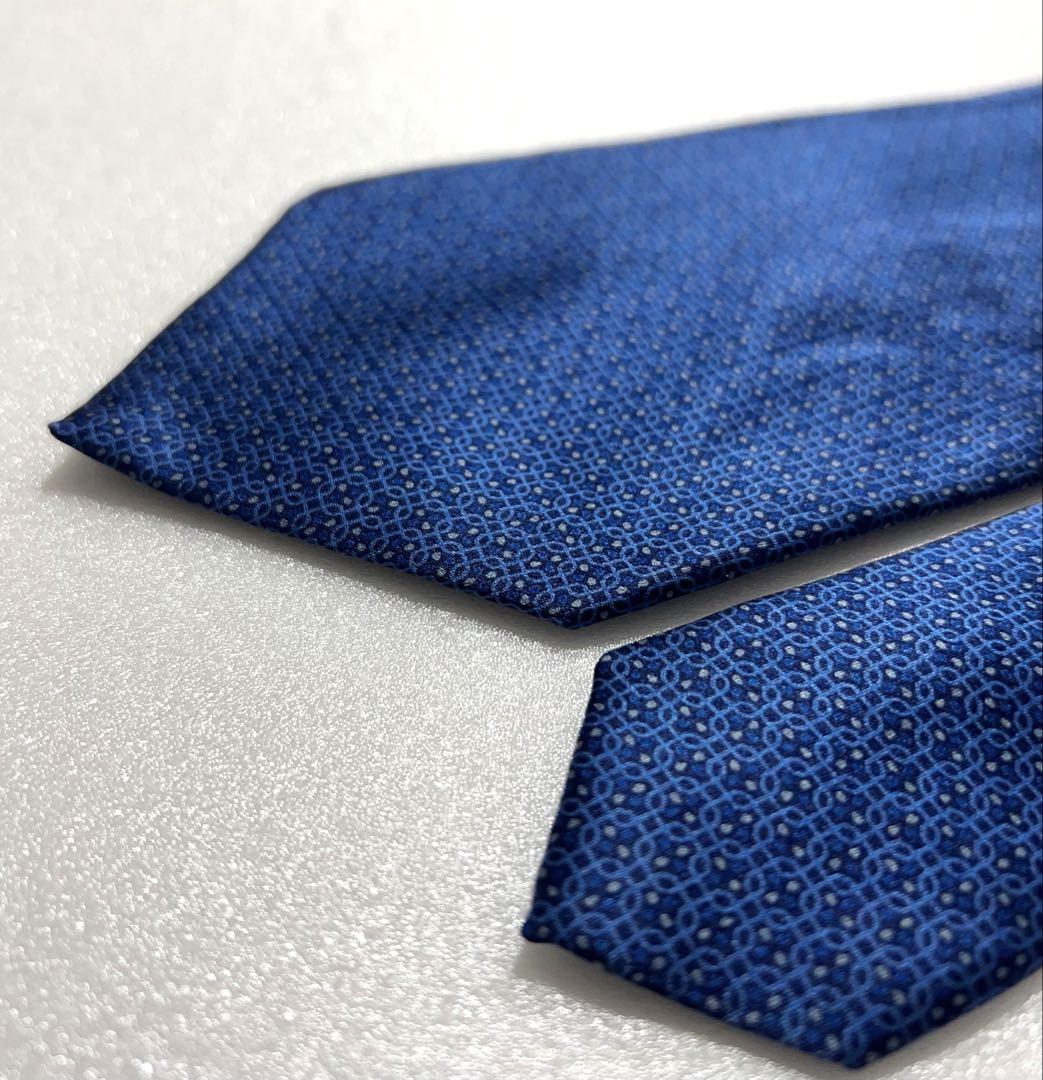 Yves Saint Laurent ネクタイ 総柄 ブルー 光沢