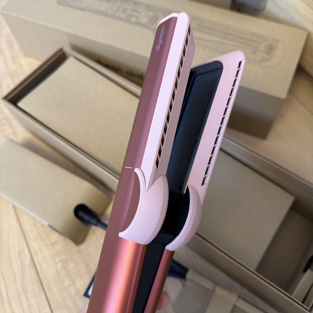 ✿ Dyson