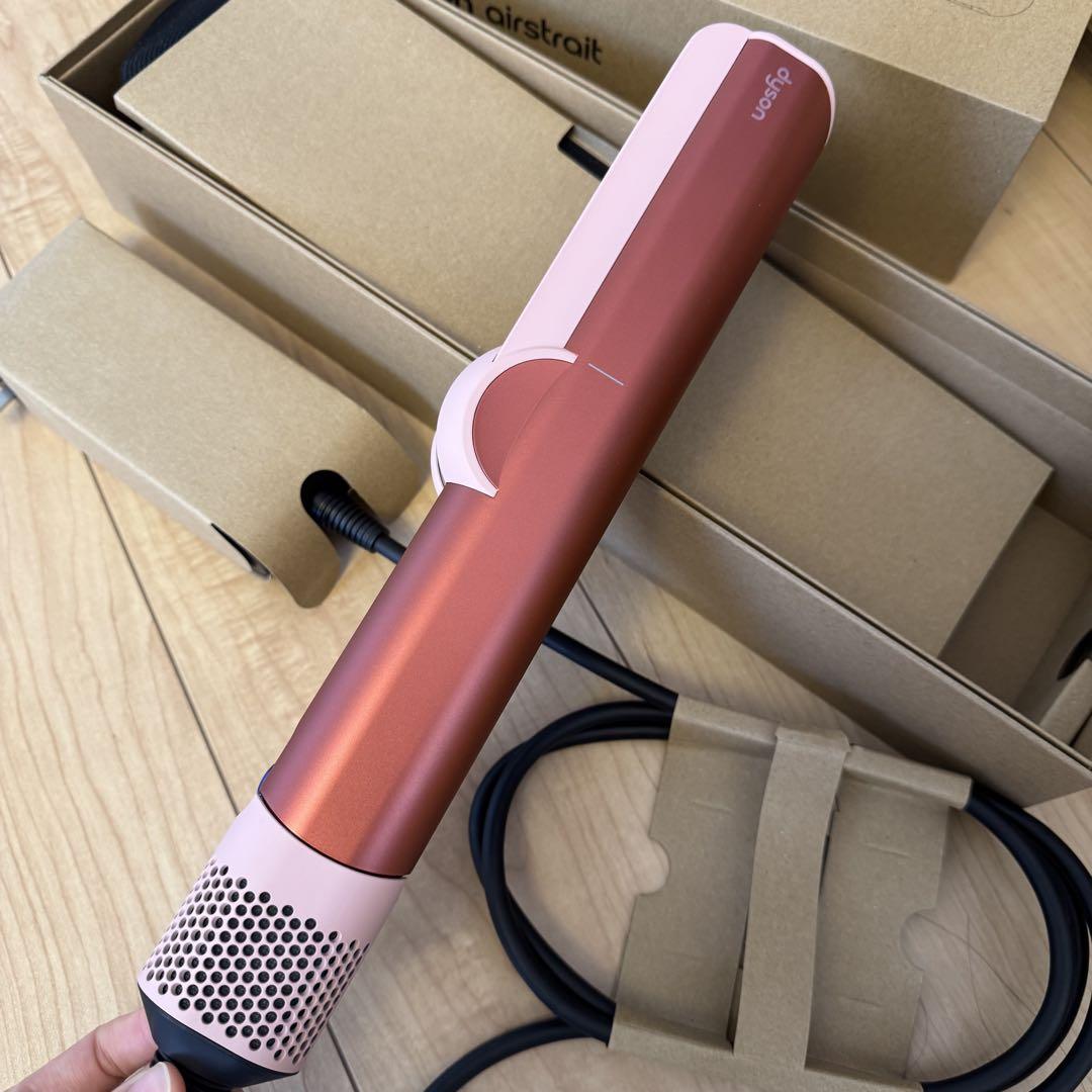 ✿ Dyson