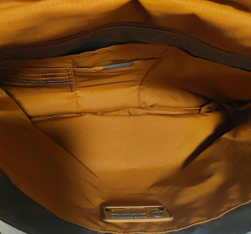 TUMI メッセンジャーバッグ グレー