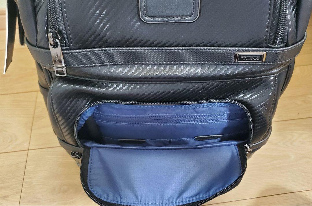 TUMI　アルファ3　カーボンレザー バックパック