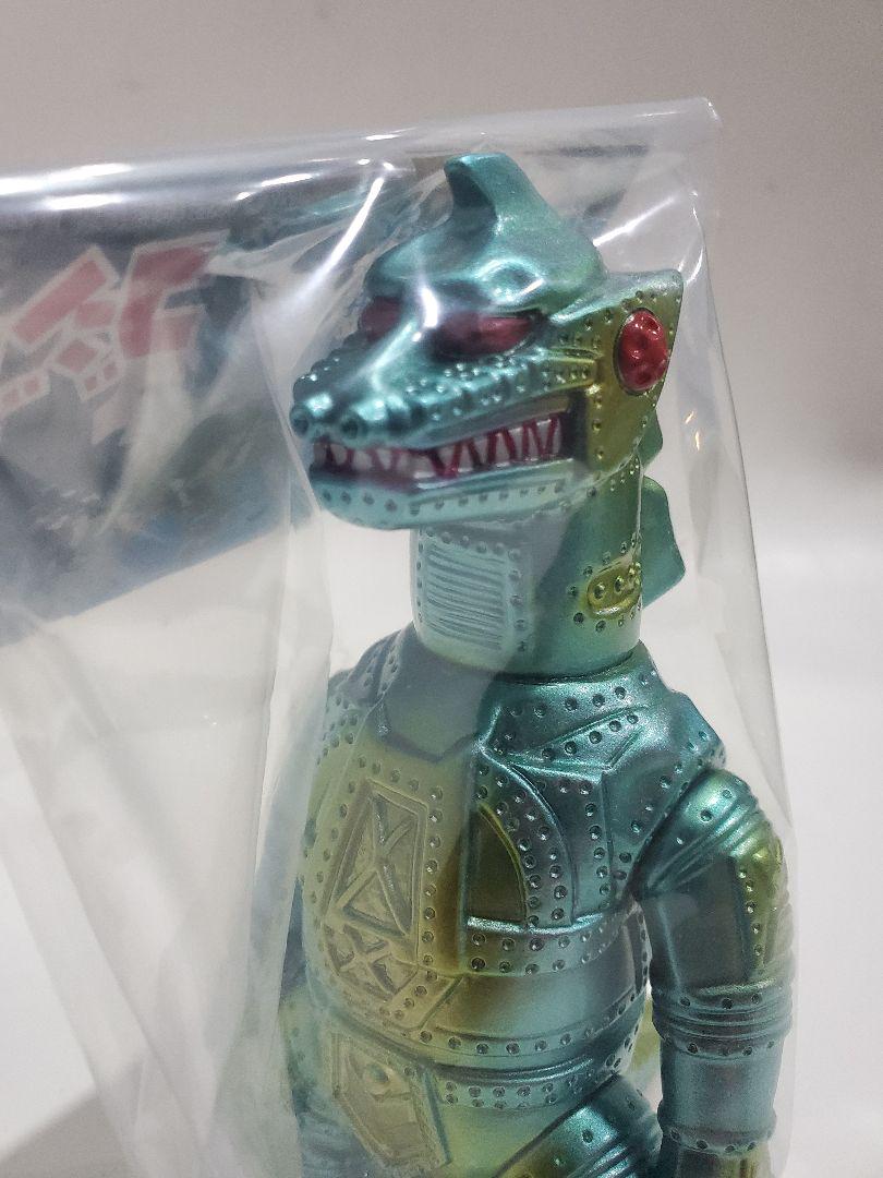 １号 　ブルマァク復刻　メカゴジラ　ミドルサイズ ミサイルMGカラー