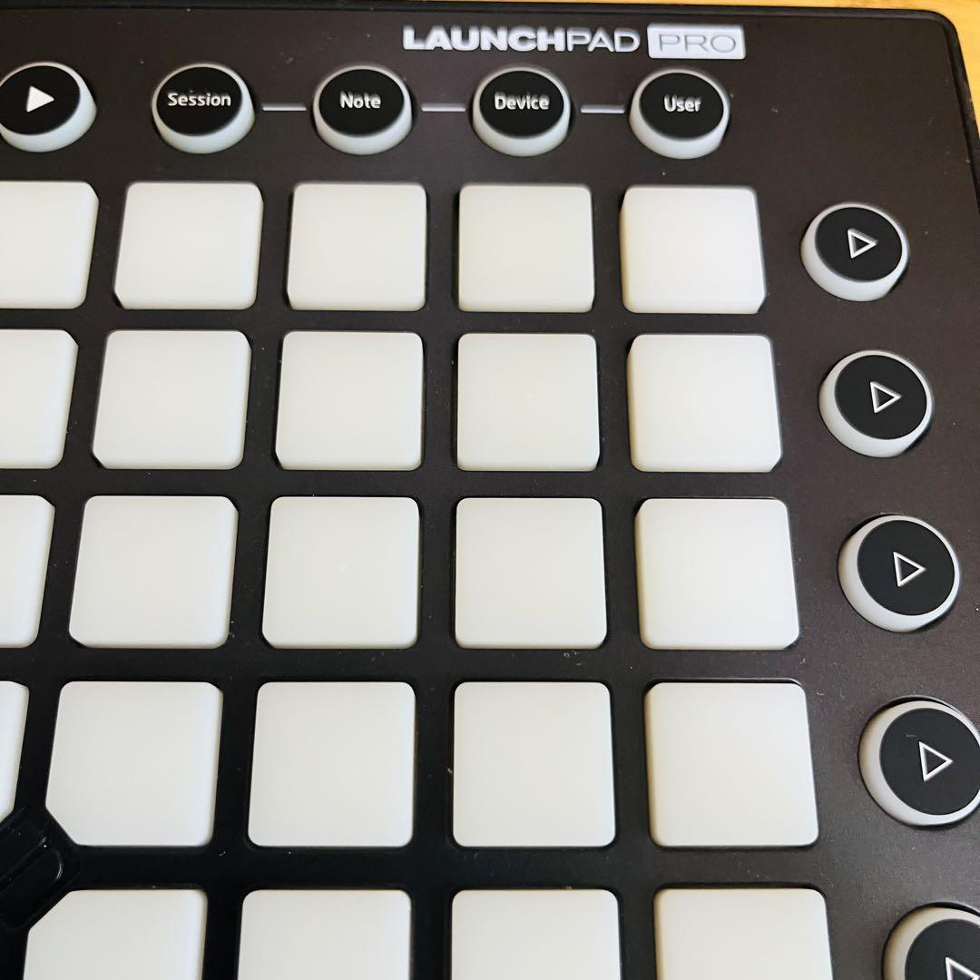 novation Launchpad Pro 無印