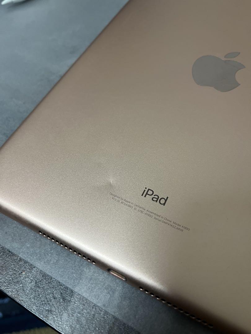 iPad 第6世代　ゴールド　32GB