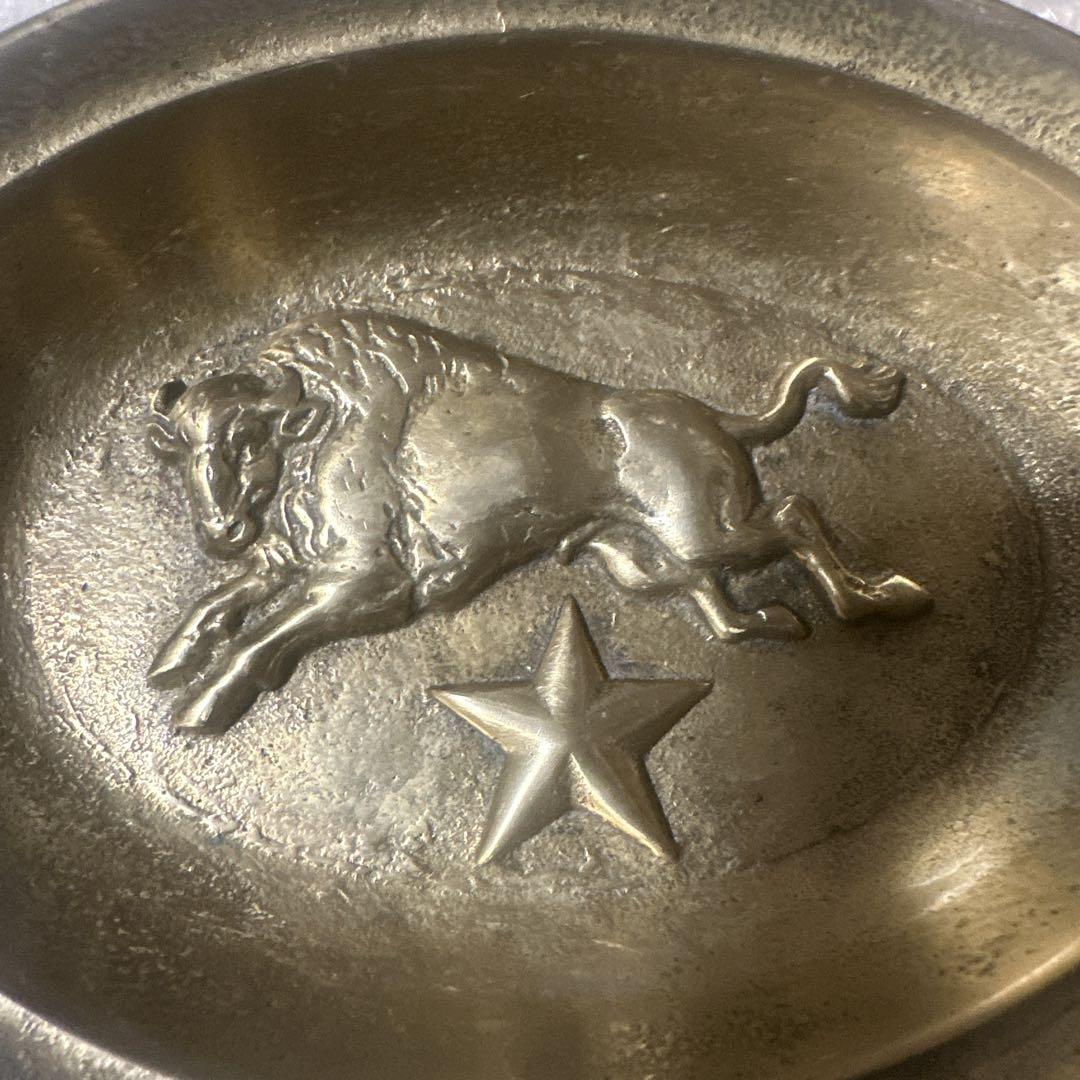 IL BISONTE小物入れ