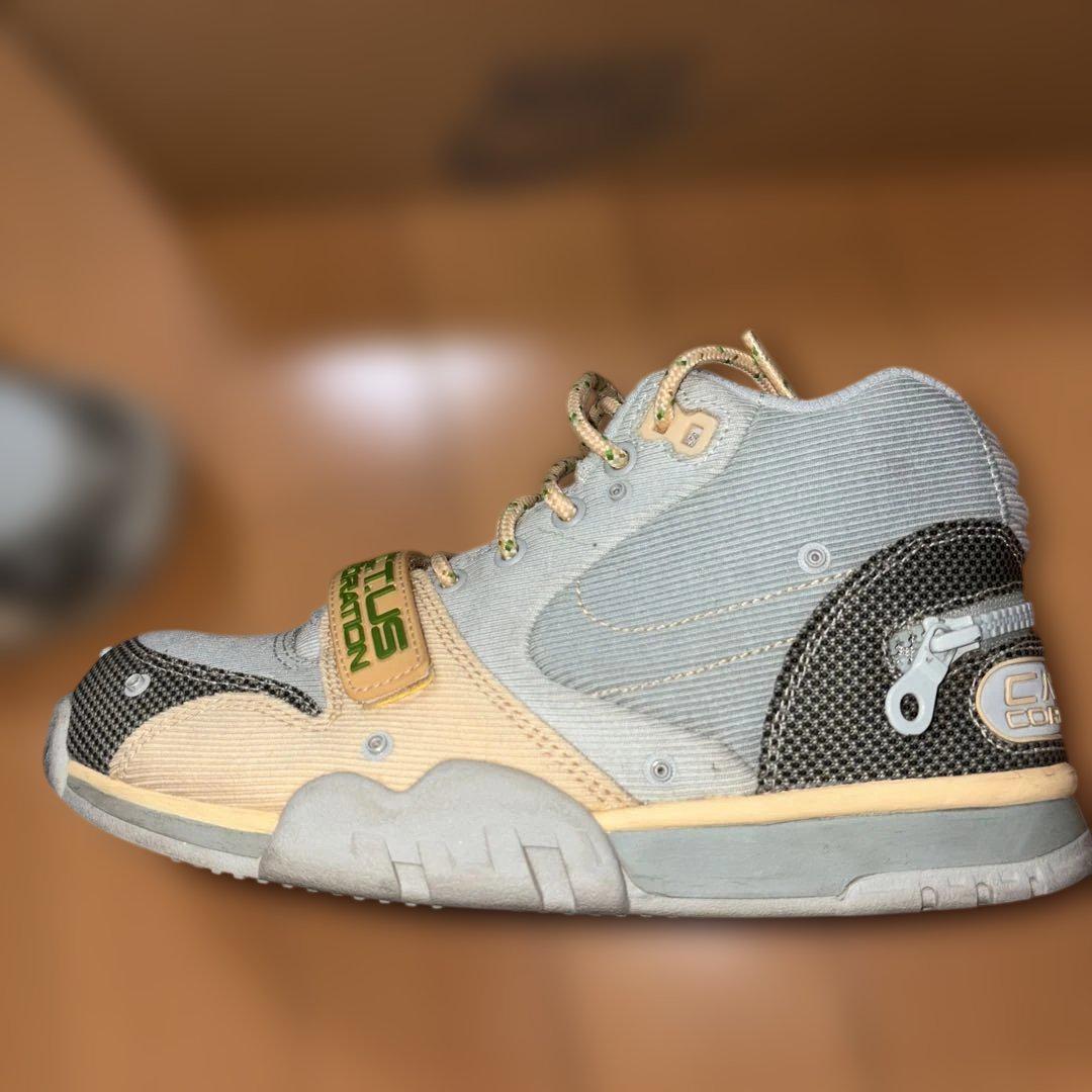 シューズ(男性用) AIR TRAINER 1 /CJ travis