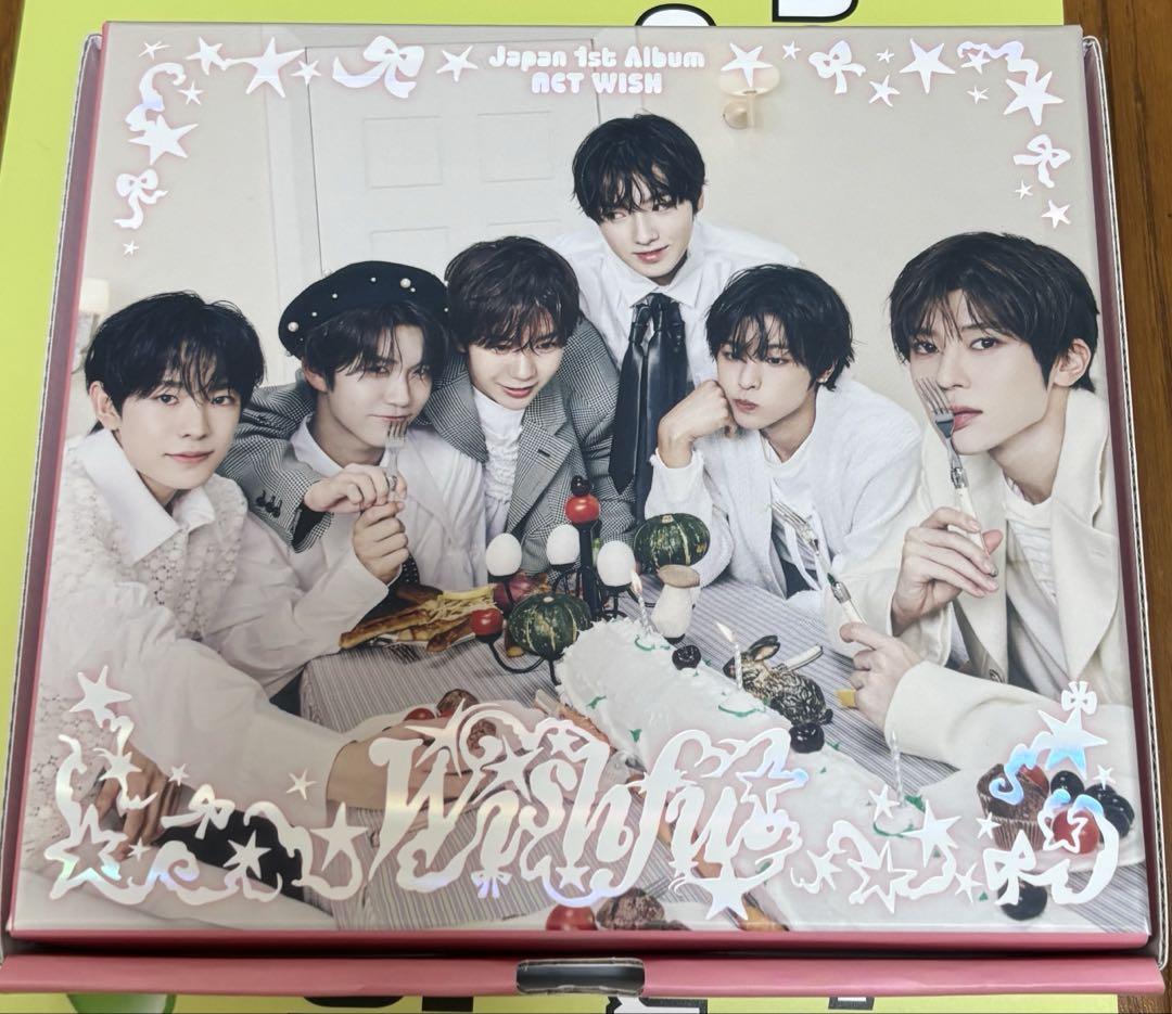 NCT WISH JAPANESE ALBUM WISHFUL LIMITED EDITION (CHRISTMAS