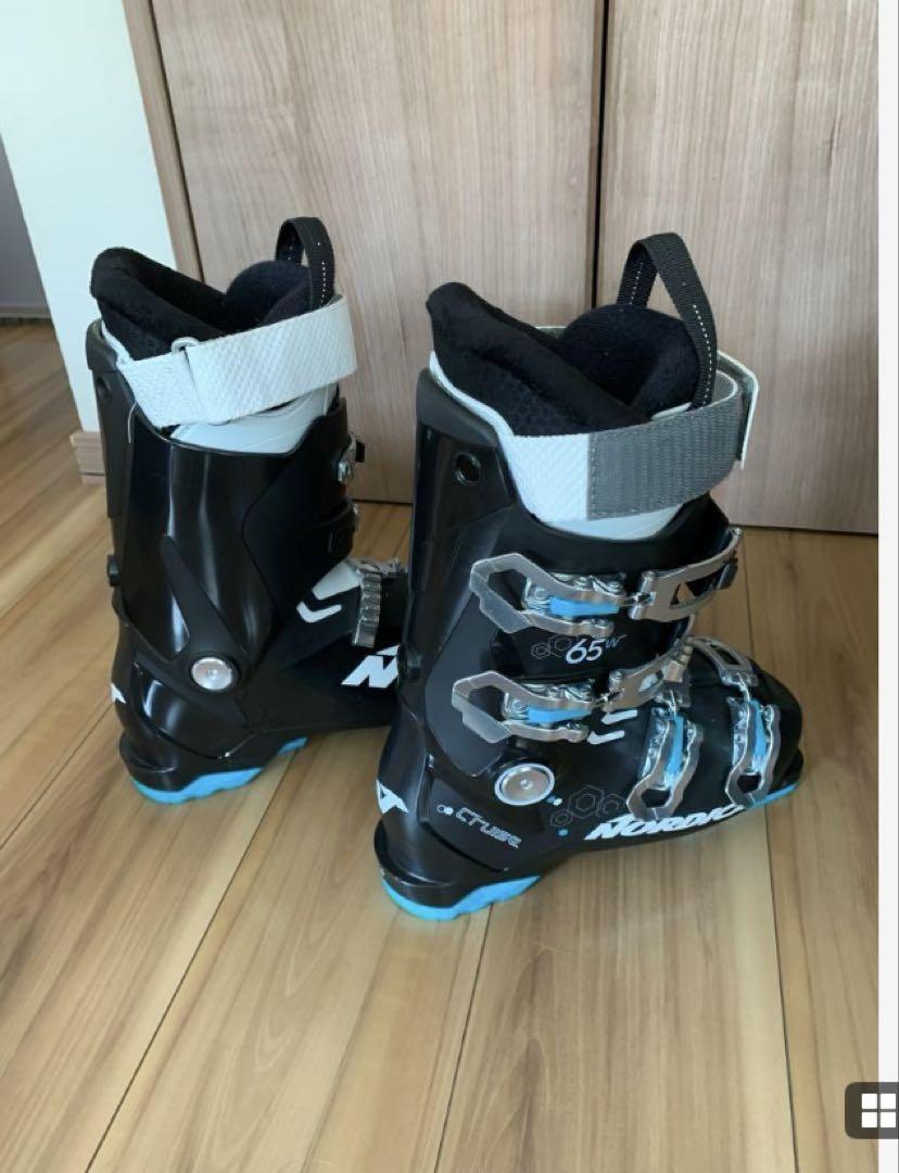 Nordica N 65 スキーブーツ 女性用 黒/青
