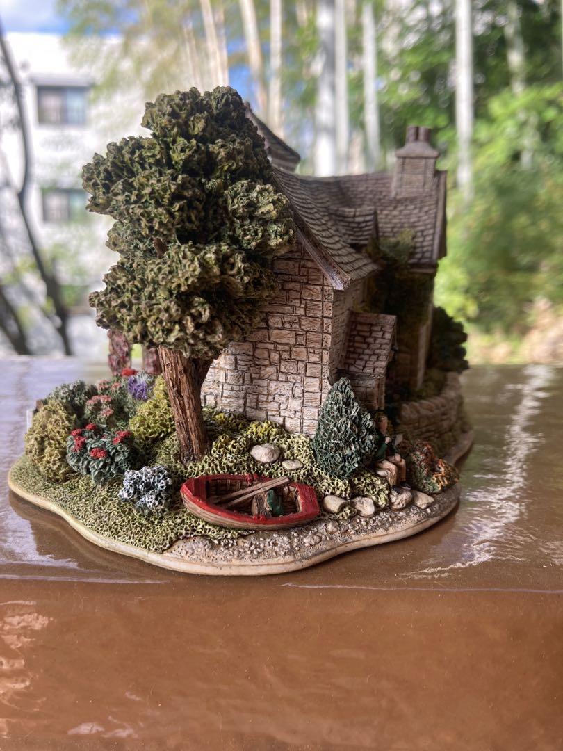 リリパットレーン　LOCH NESS LODGE