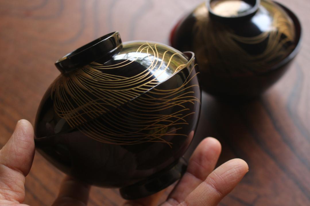 デッドストック！上質黒漆に極上薬玉蒔絵の映えるお椀2点（検輪島塗蒔絵椀