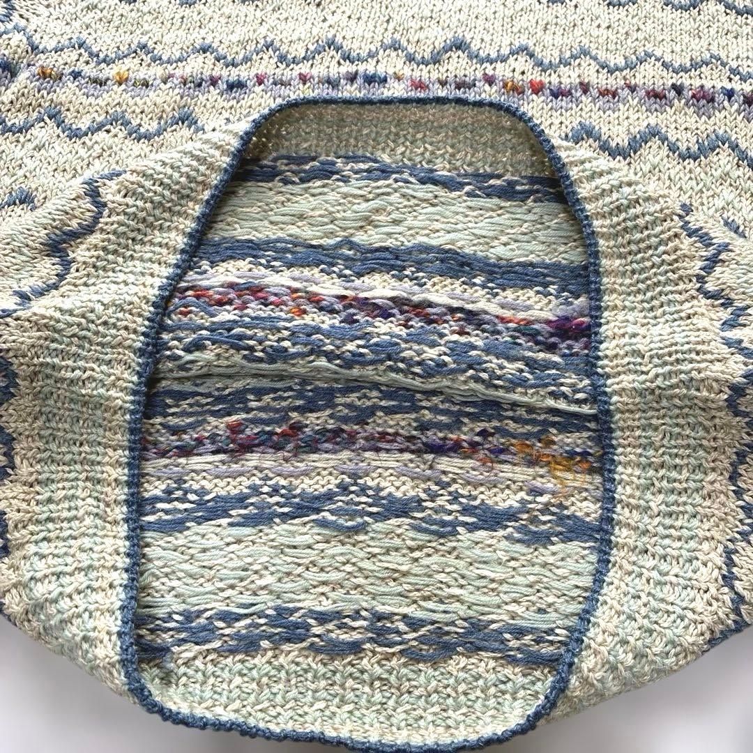 ベージュ系マルチカラーボーダー 手編みセーター ヴィンテージ ベージュ系マルチカラーボーダー 手編みセーター ヴィンテージ