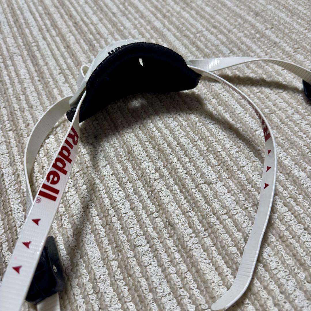 最終価格] 新品 Riddell Mサイズ チンストラップ フレックス
